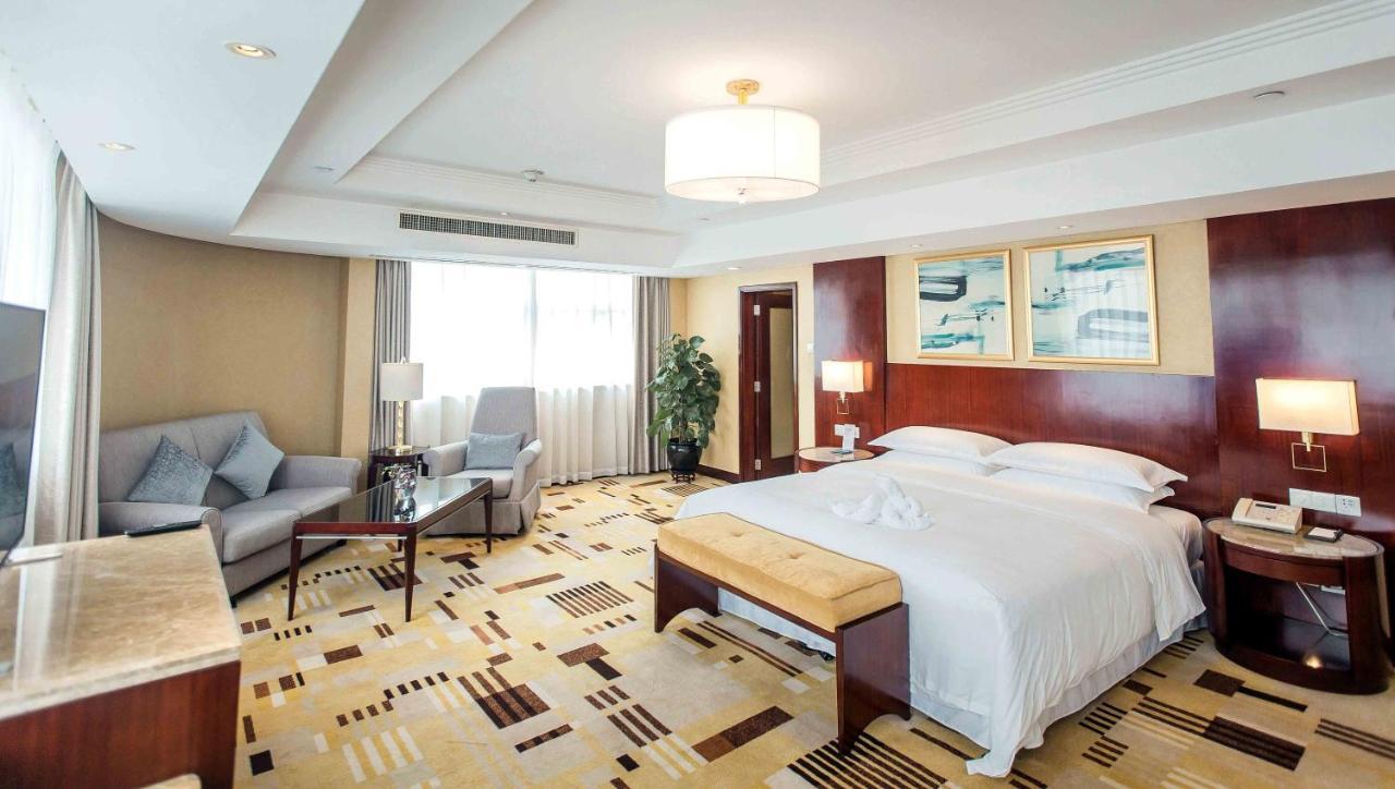 Sheraton Guiyang Hotel Екстер'єр фото